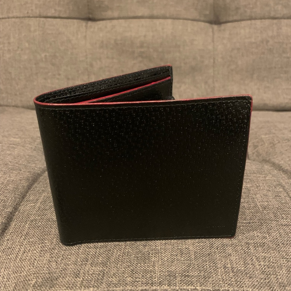 BALLY Men's Bifold Black Wallet w/ Coin Purse & 4 Card Slots